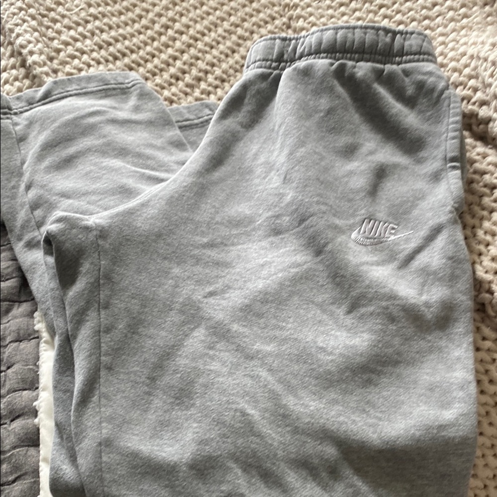 Nike Gray Jogger Track Pants with Relaxed Fit